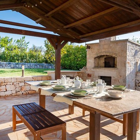 הוילה קסטלאנה גרוטה Trulli Relais מראה חיצוני תמונה