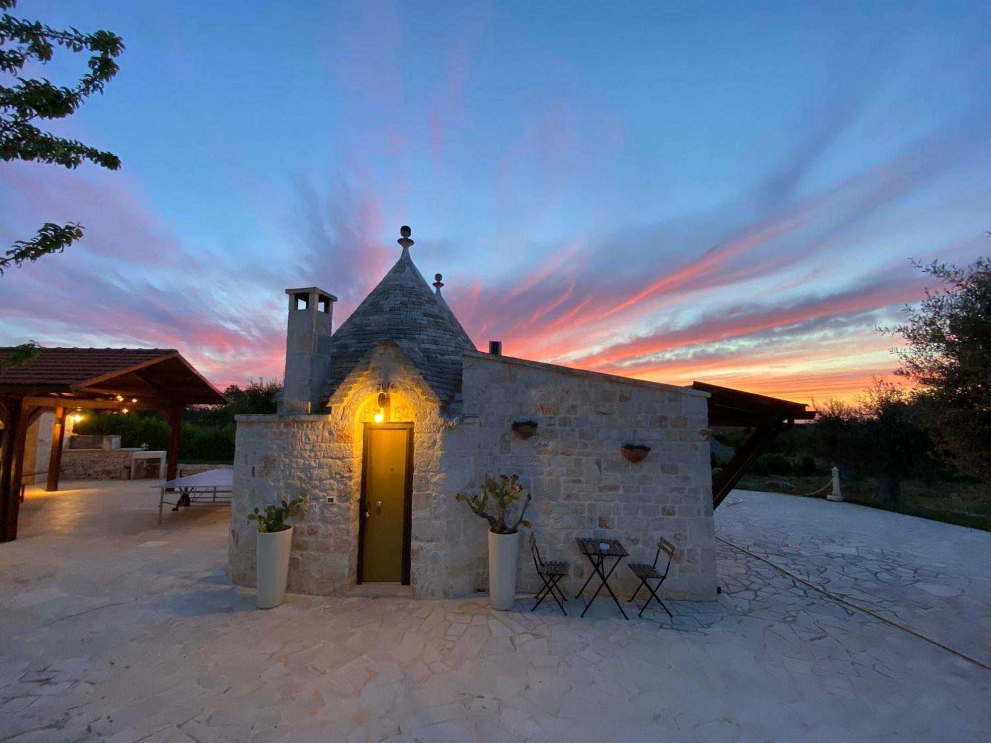 הוילה קסטלאנה גרוטה Trulli Relais מראה חיצוני תמונה